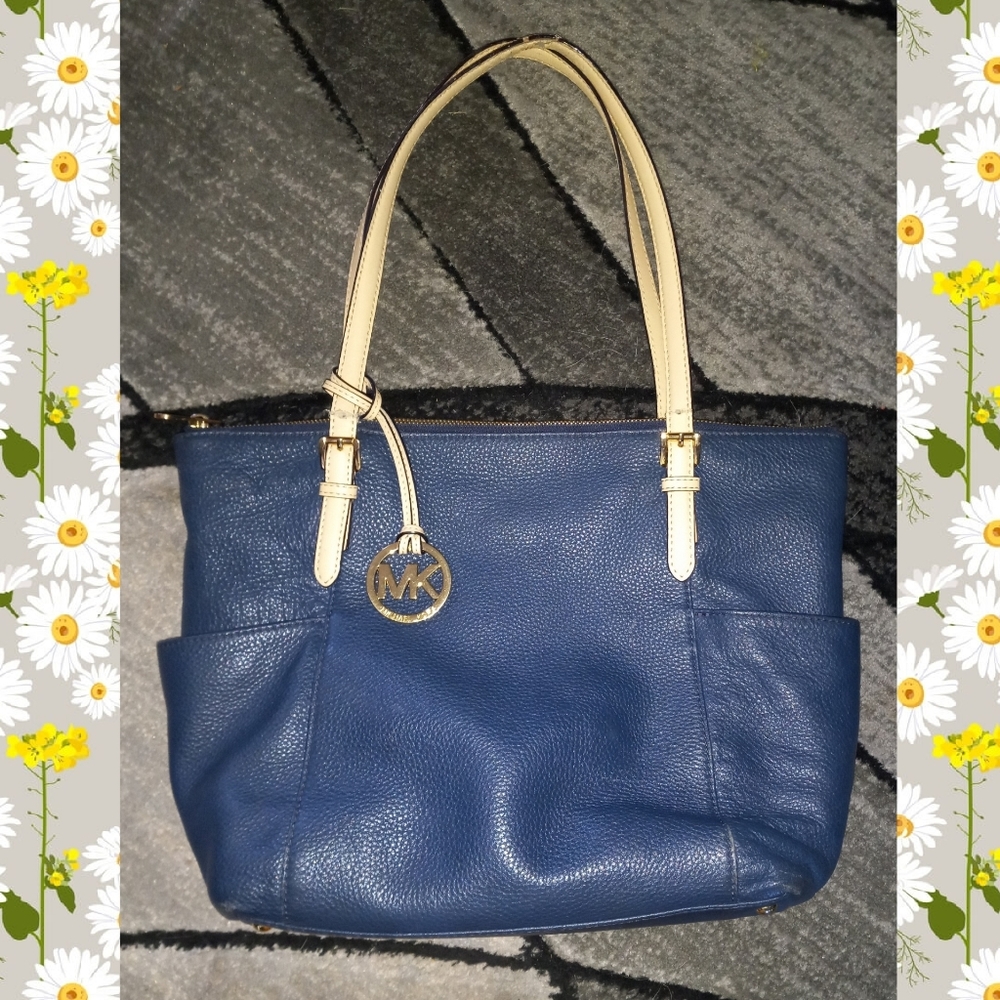 Michael Kors bag